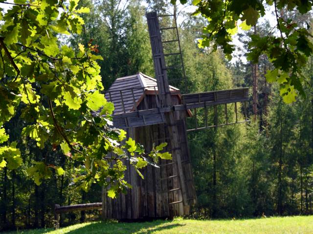 Windmill in Wojnowce from 1946