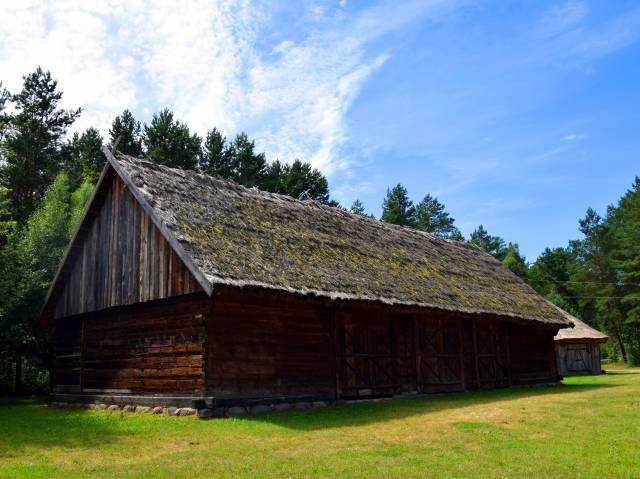 Barn in Perki-Wypychy from 1923